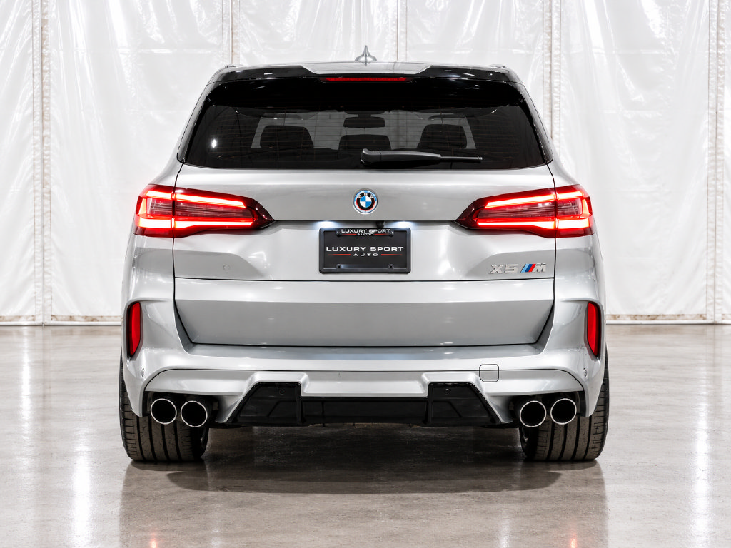 Used 2023 BMW X5 M w/ Executive Package AWD/4WD image 4