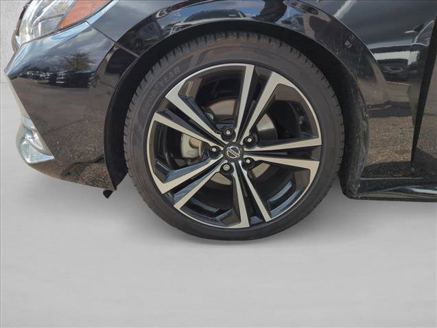 Used 2022 Nissan Sentra SR w/ Electronics Package image 24