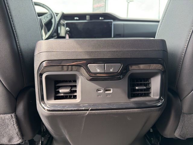 Used 2024 GMC Sierra 2500 AT4 w/ AT4 Premium Plus Package AWD/4WD image 17