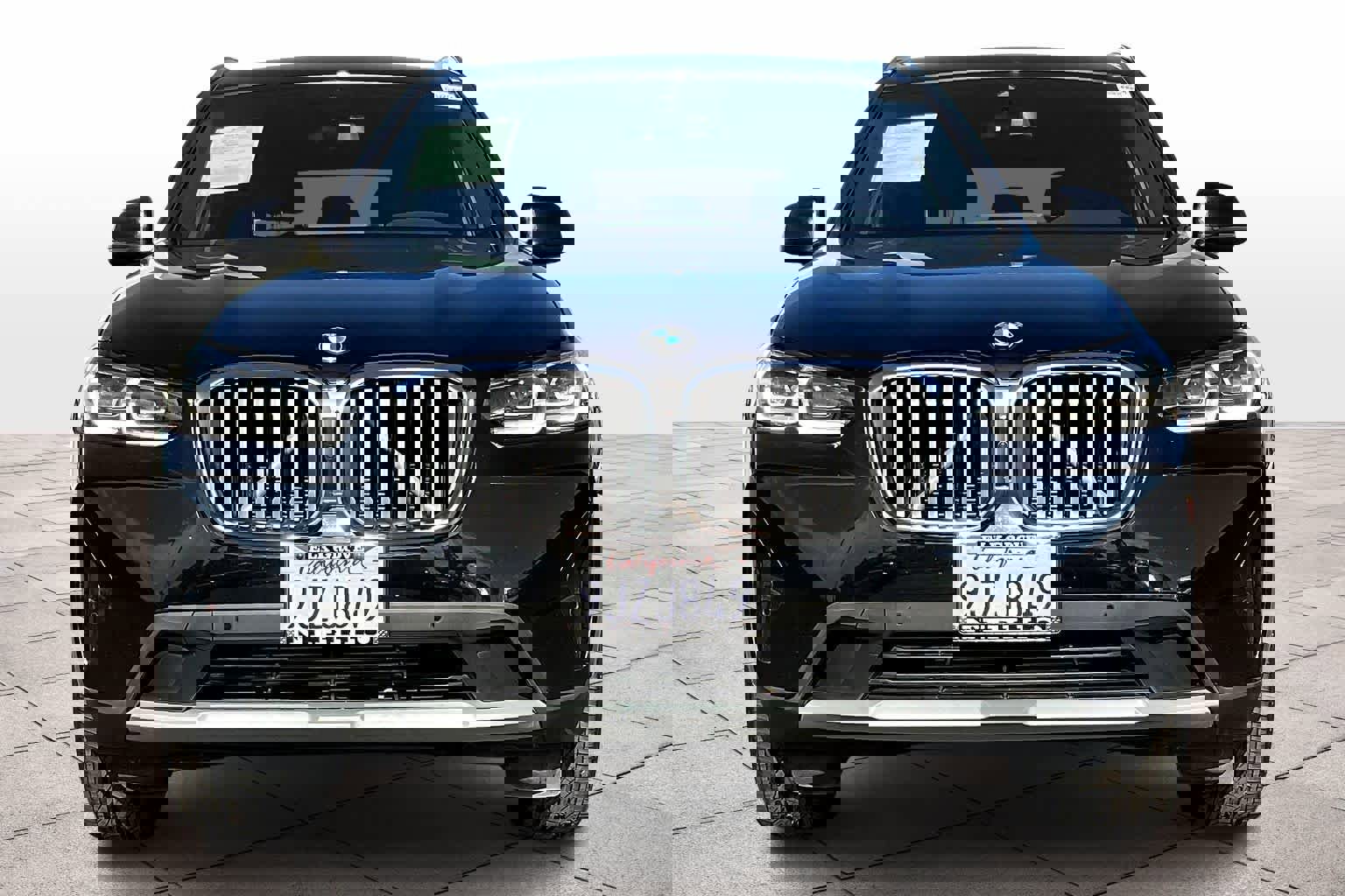 Used 2023 BMW X3 xDrive30i w/ Premium Package w/ZPA image 3