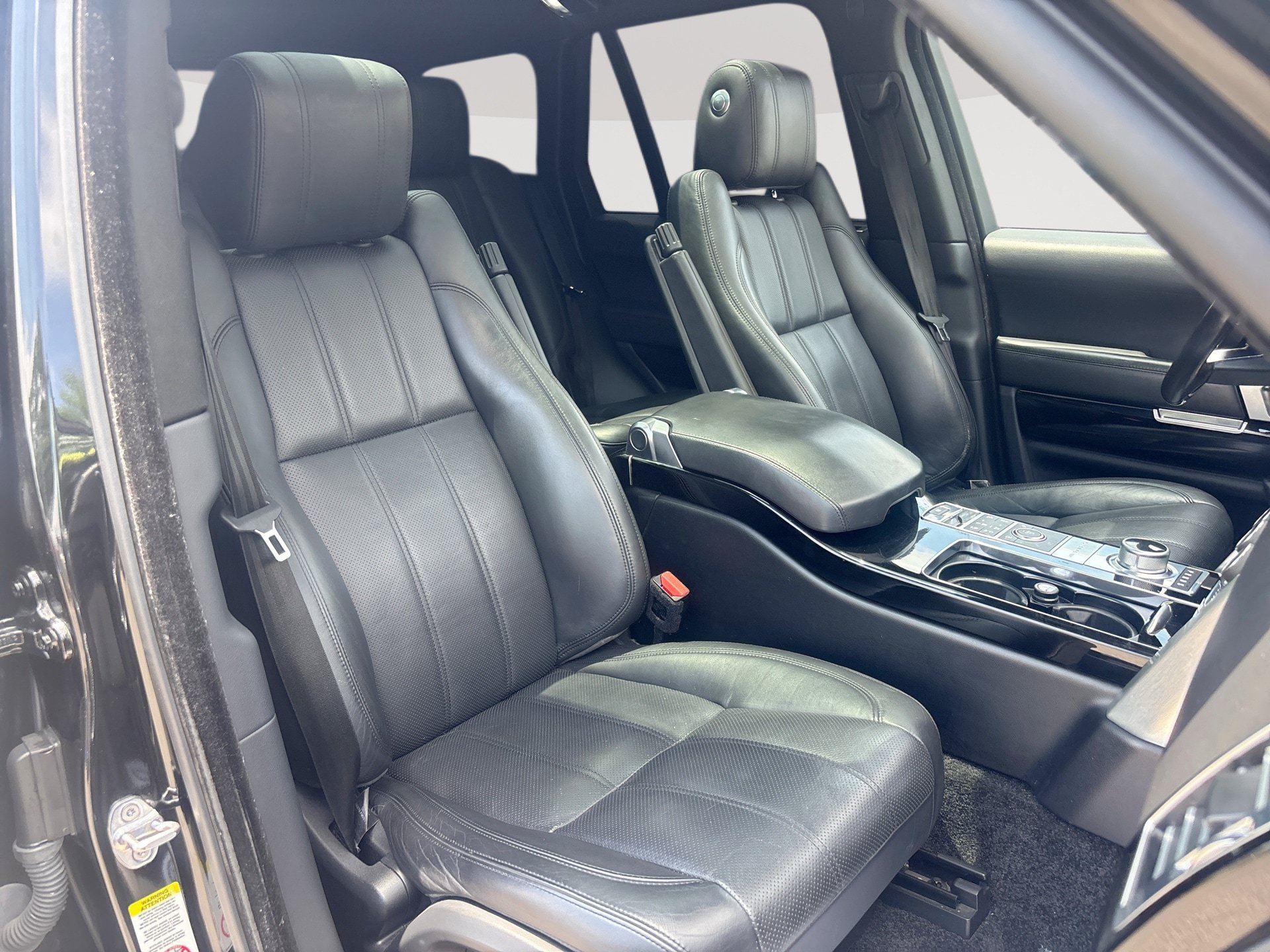Used 2016 Land Rover Range Rover Supercharged AWD/4WD image 28