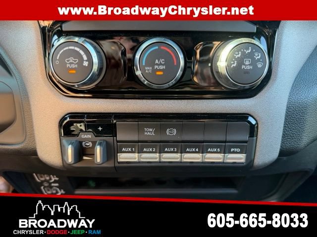 New 2026 RAM 5500 Tradesman w/ Chrome Appearance Group AWD/4WD image 18