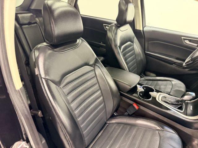 Used 2017 Ford Edge SEL w/ Equipment Group 201A image 47