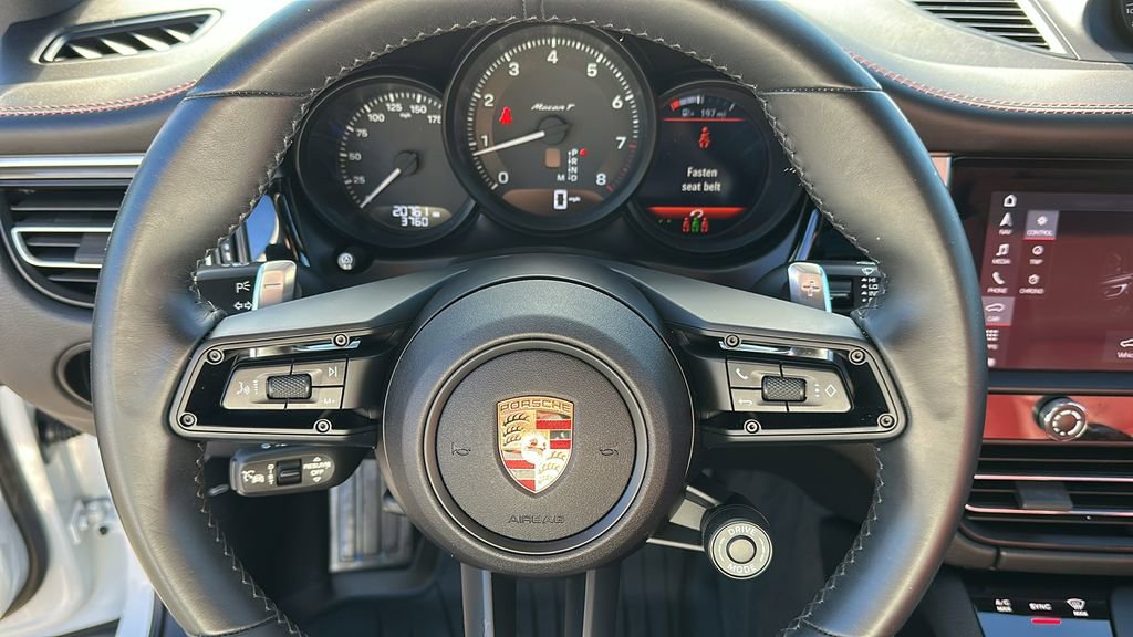 Used 2024 Porsche Macan Turbo image 12