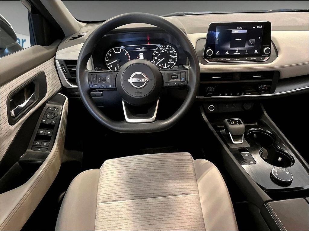 Used 2023 Nissan Rogue SV AWD/4WD image 17