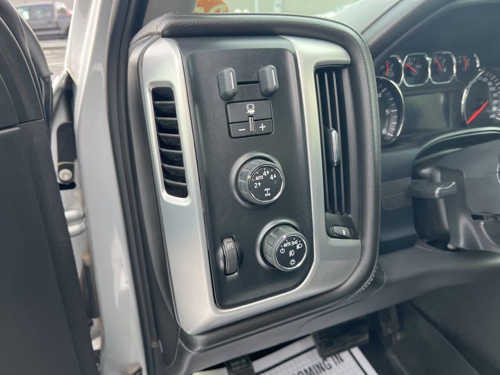 Used 2014 GMC Sierra 1500 SLT w/ Suspension Package, Off-Road image 15