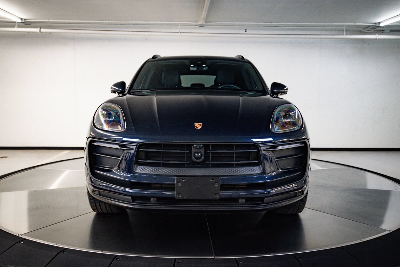 Certified 2023 Porsche Macan AWD/4WD image 10