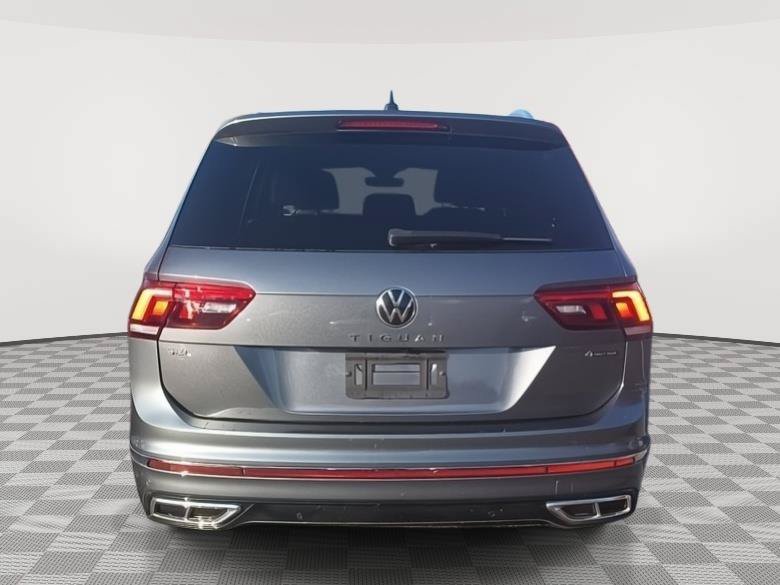 Used 2023 Volkswagen Tiguan SEL R-Line AWD/4WD image 6