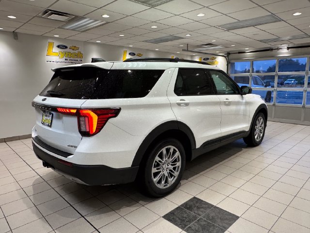New 2026 Ford Explorer Active w/ Active Comfort Package AWD/4WD image 23
