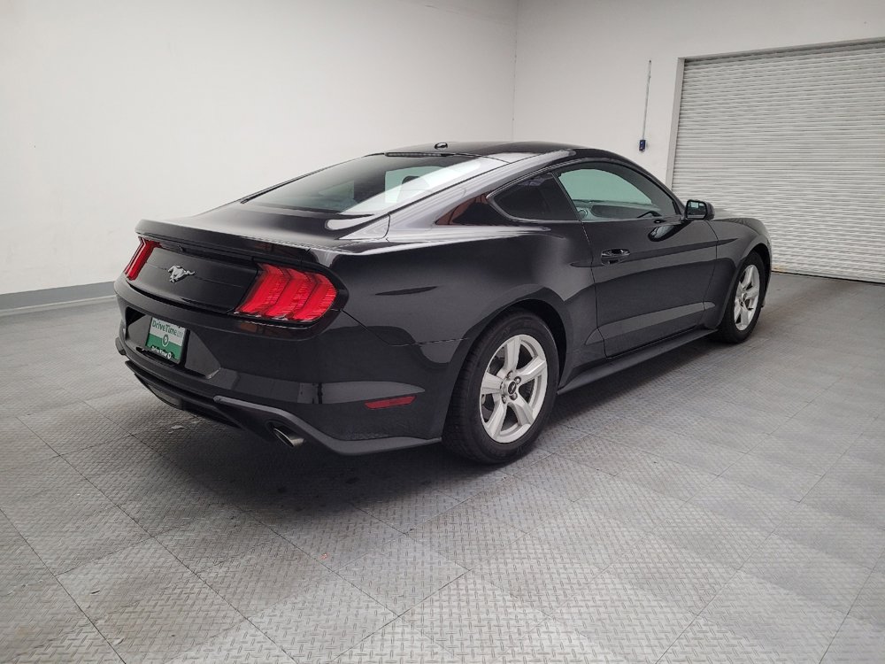 Used 2019 Ford Mustang Coupe image 9
