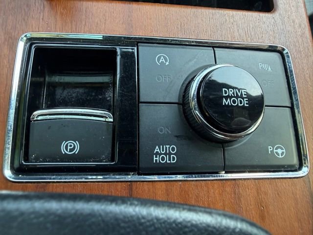 Used 2018 Lincoln Navigator L Reserve w/ Technology Package AWD/4WD image 30