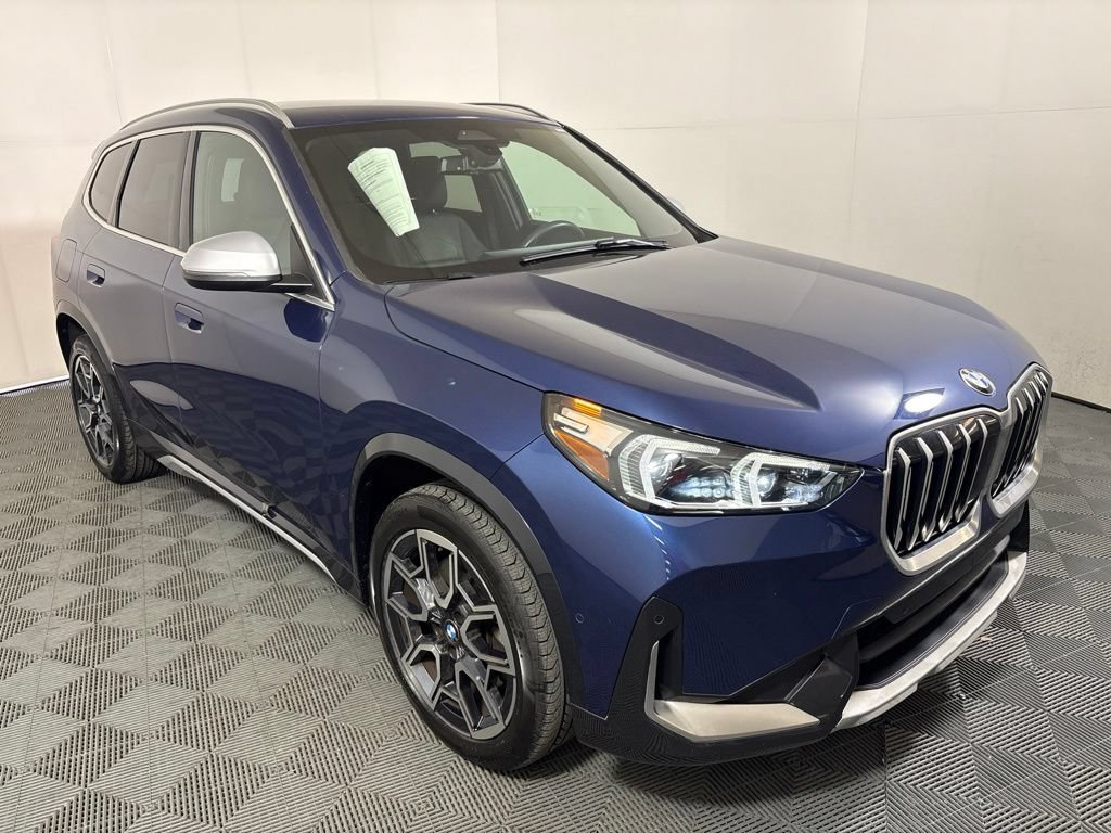 Certified 2023 BMW X1 xDrive28i AWD/4WD image 4