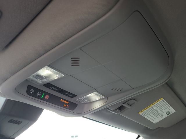 Used 2024 Chevrolet Equinox LS w/ LS Convenience Package image 29