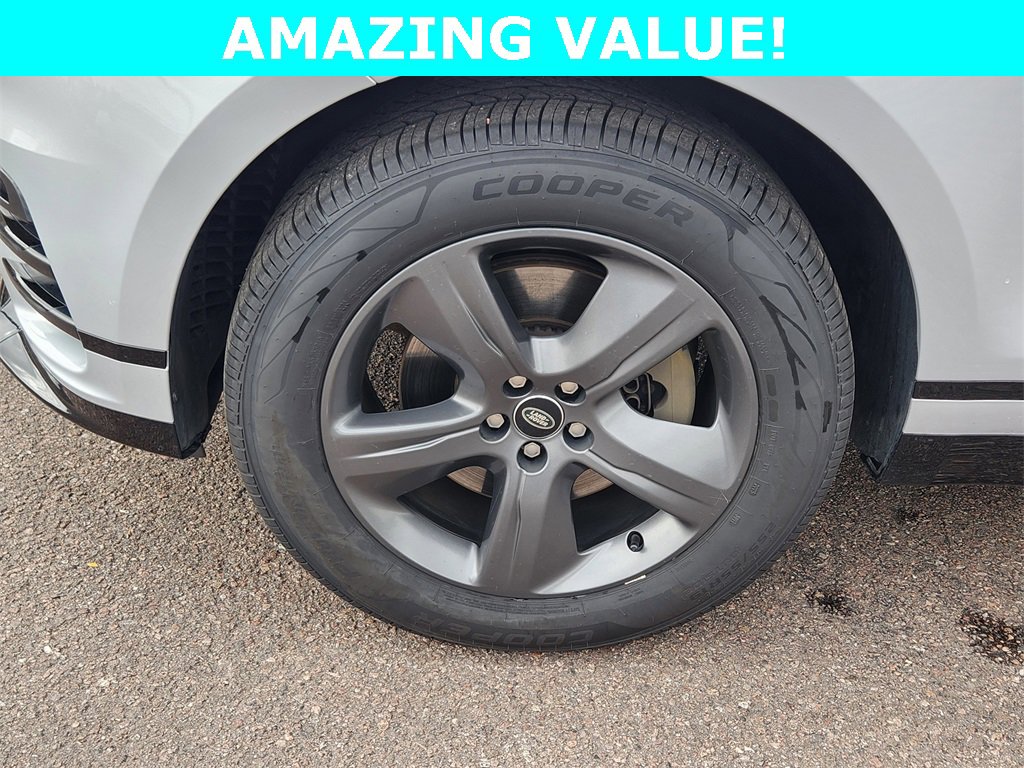 Used 2025 Land Rover Range Rover Velar Dynamic SE image 32