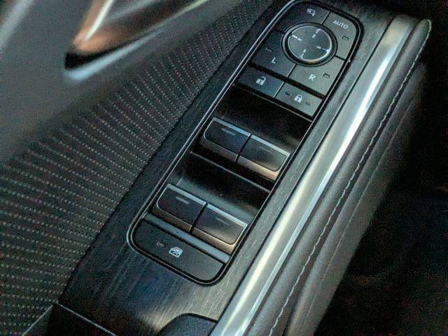 Certified 2024 Lexus GX 550 w/ Accessory Package (Z1) image 27