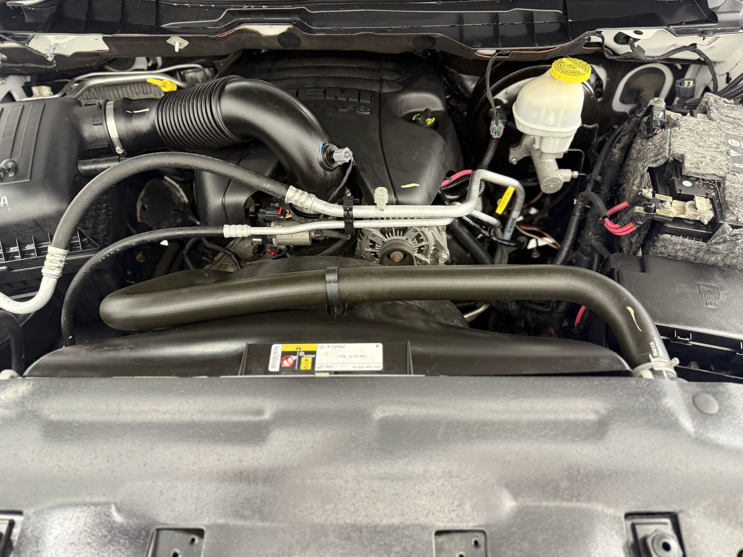 Used 2018 RAM 1500 SLT w/ Protection Group image 26