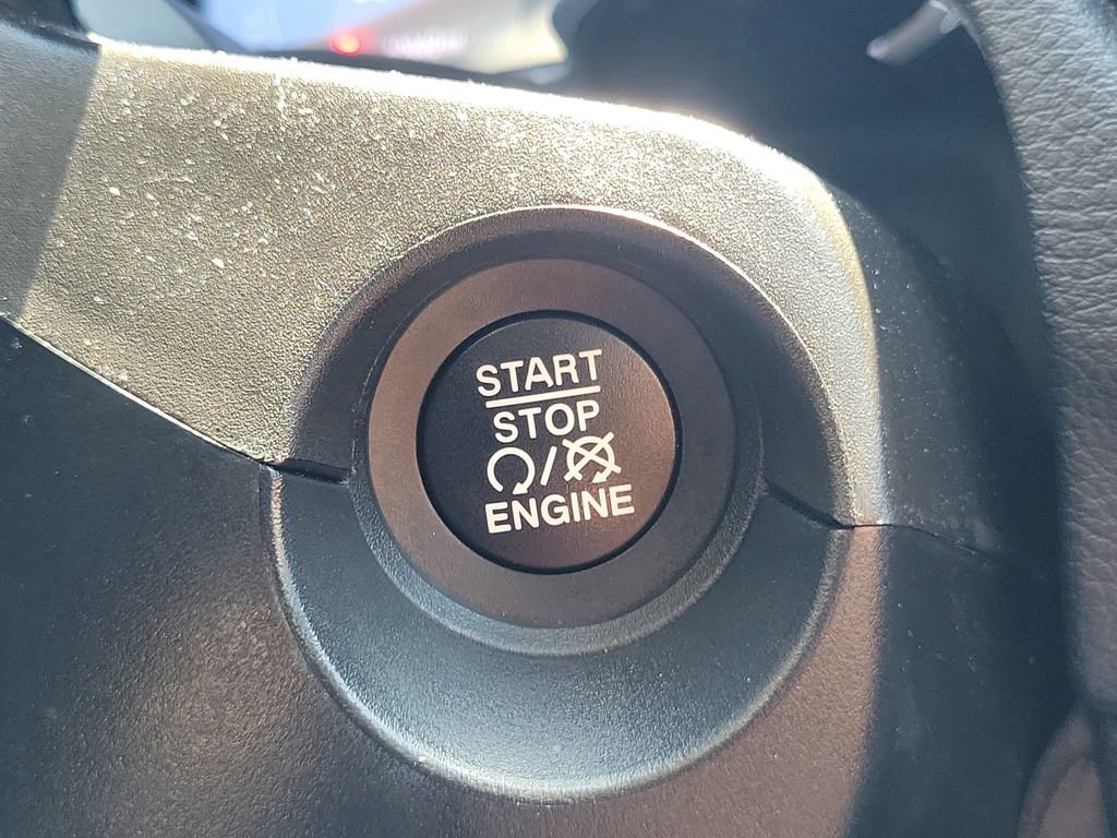 Used 2021 Jeep Compass Latitude FWD image 27