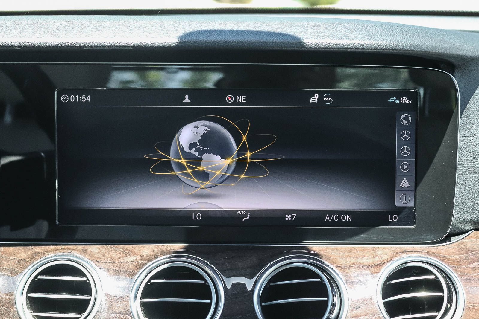 Used 2019 Mercedes-Benz E 300 image 14