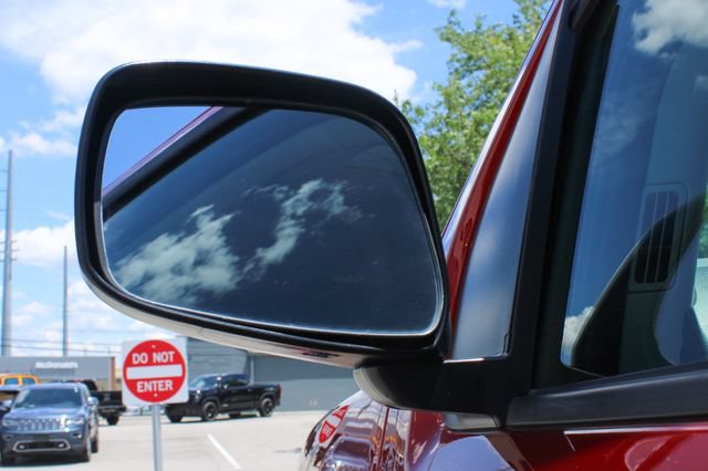 Used 2018 Nissan Frontier Desert Runner RWD image 8
