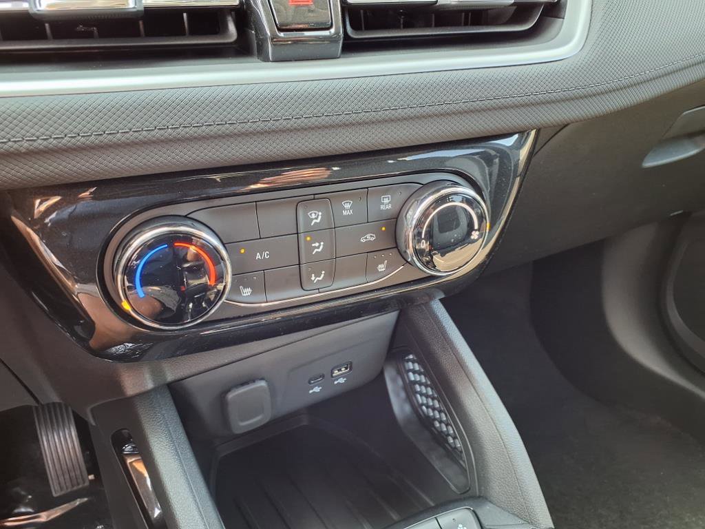 New 2026 Chevrolet TrailBlazer LT w/ LT Cold Weather Package image 15