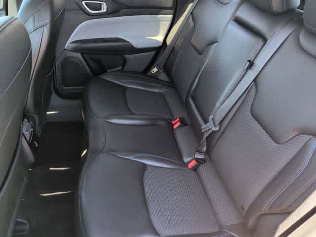 Used 2022 Jeep Compass Latitude w/ Convenience Group AWD/4WD image 19