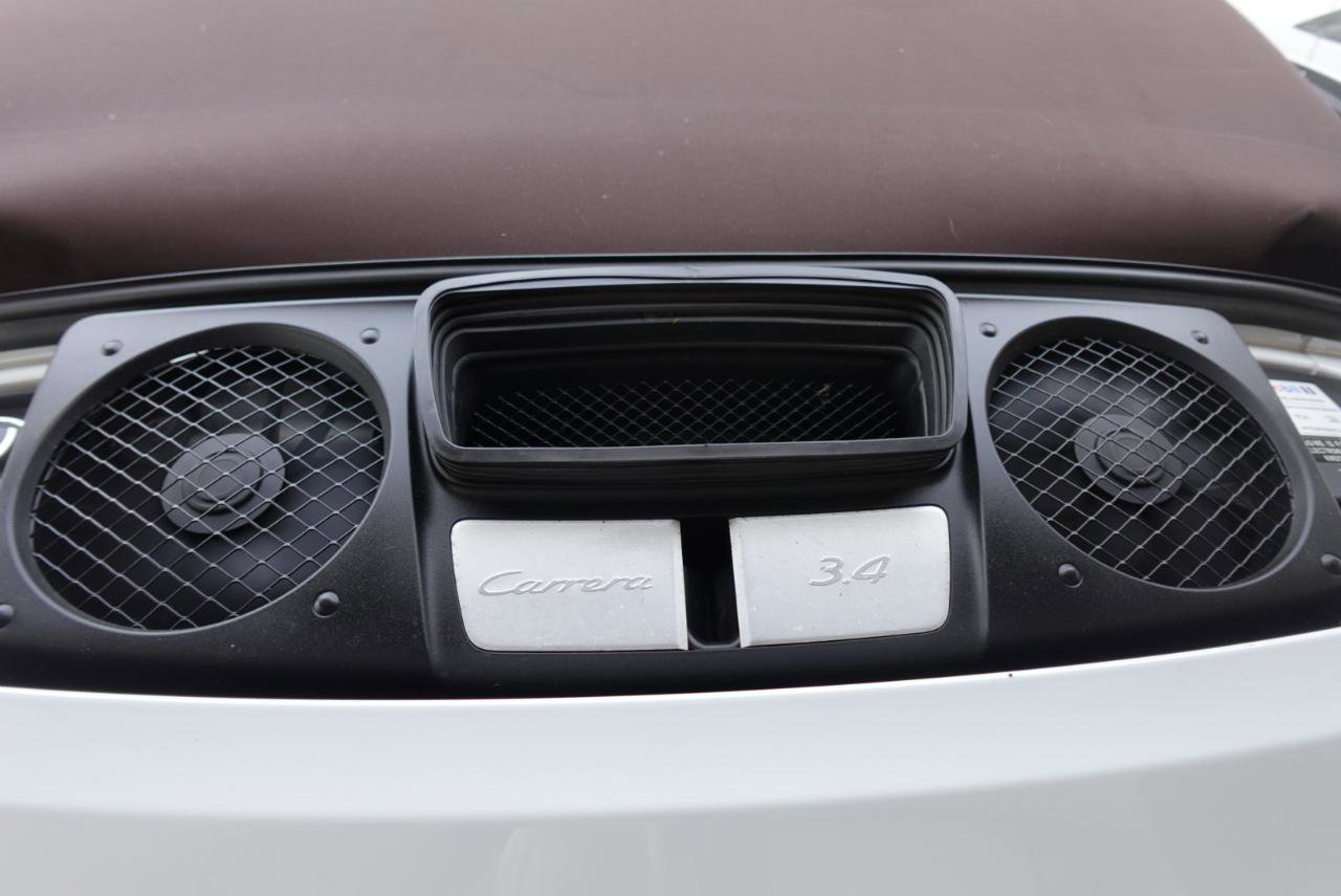 Used 2014 Porsche 911 Carrera 4 image 16