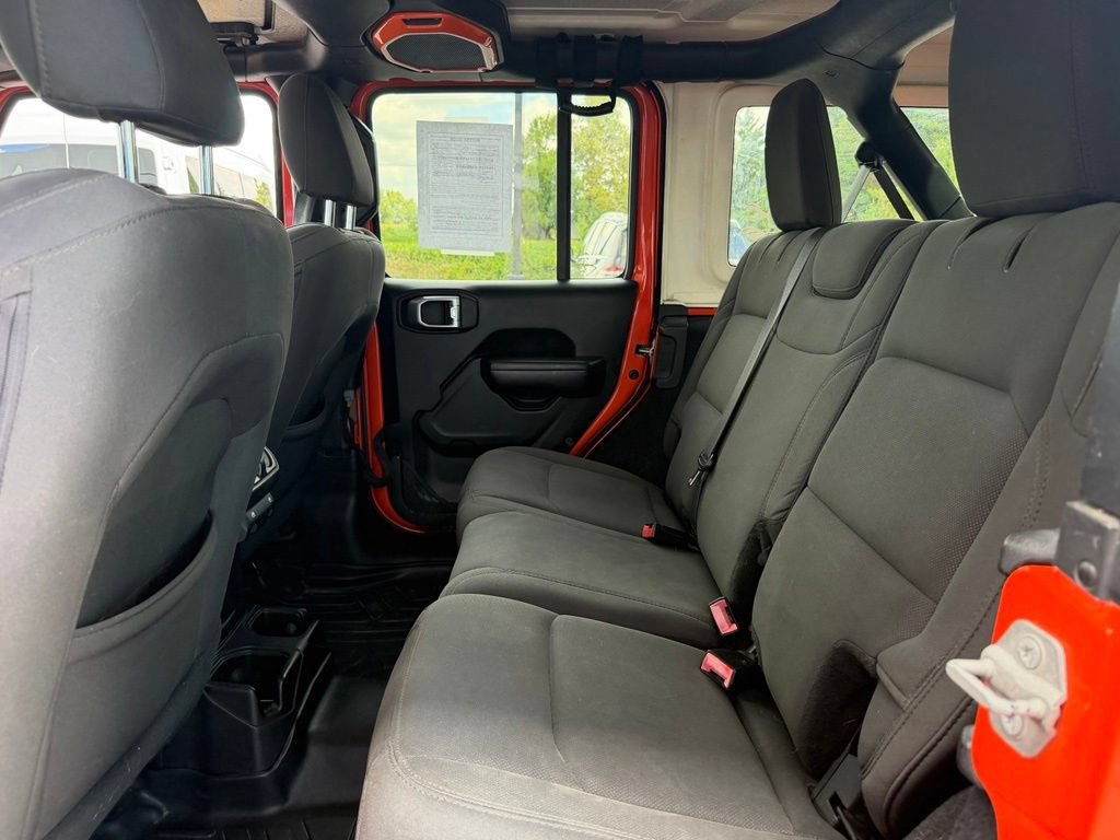 Used 2019 Jeep Wrangler Unlimited Sport S AWD/4WD image 18