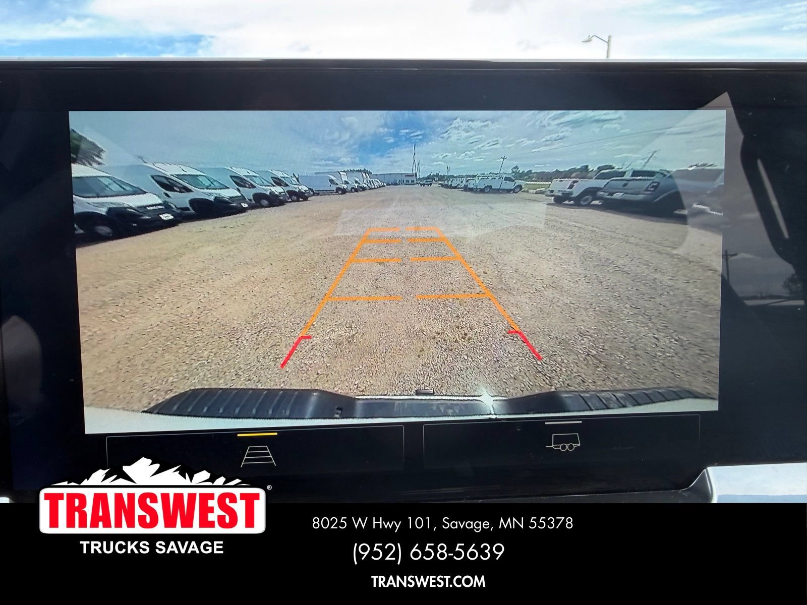 Used 2025 Chevrolet Silverado 2500 LT w/ Convenience Package AWD/4WD image 10