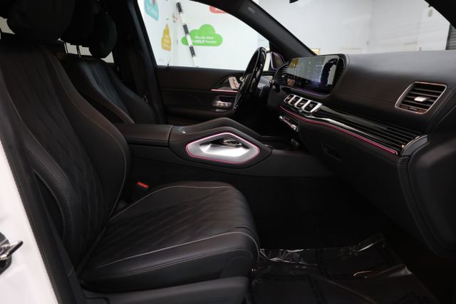 Used 2026 Mercedes-Benz Maybach GLS 600 4MATIC image 97