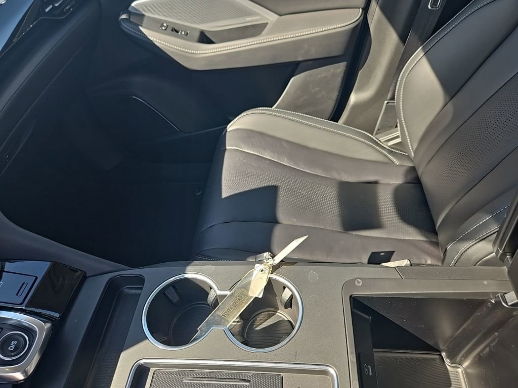 Used 2025 Acura MDX w/ Technology Package image 26