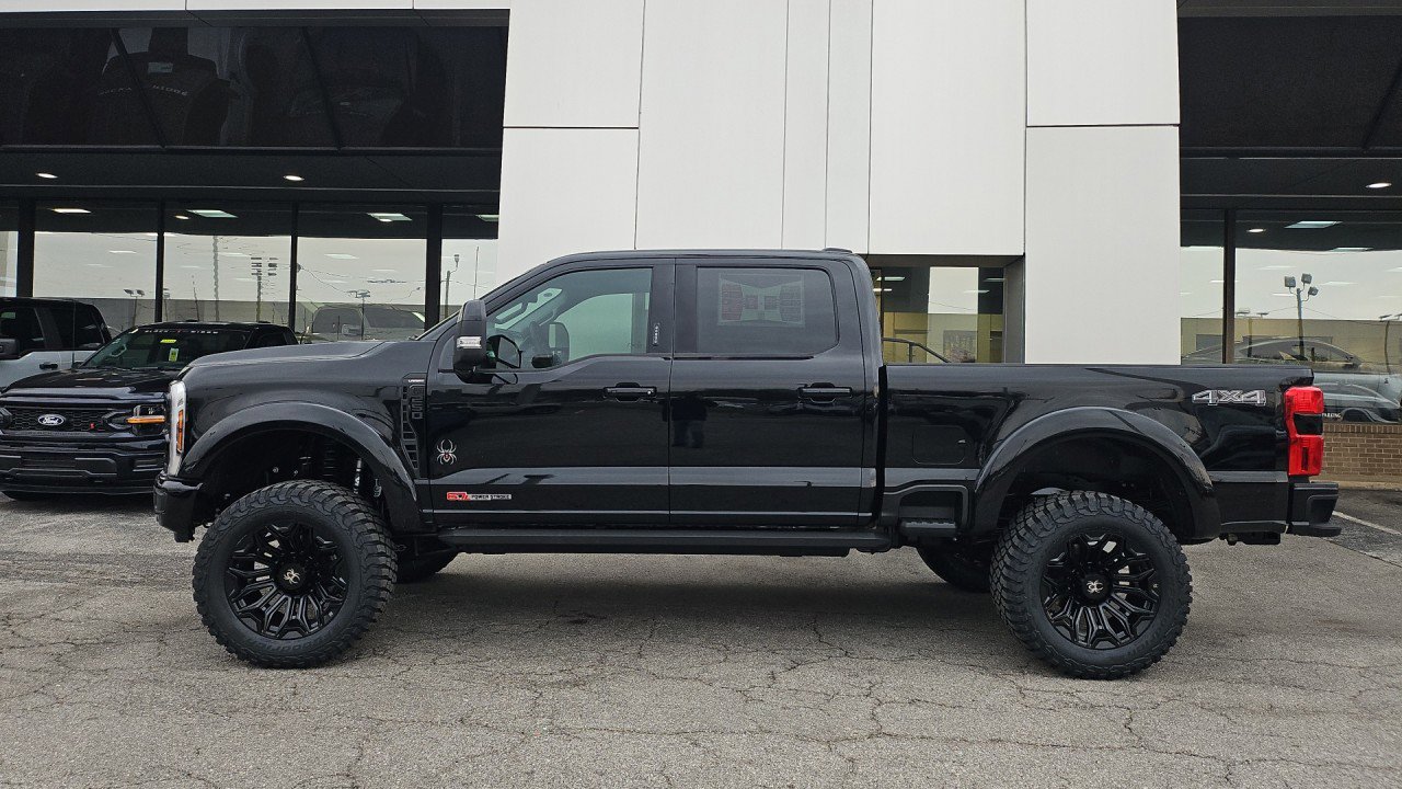 New 2026 Ford F250 Lariat w/ Black Appearance Package image 3