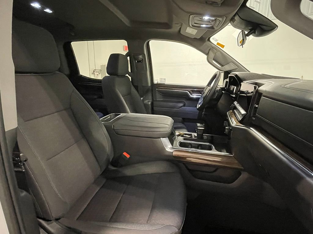 Used 2023 Chevrolet Silverado 1500 LT Trail Boss w/ LPO, Dark Essentials Package image 26