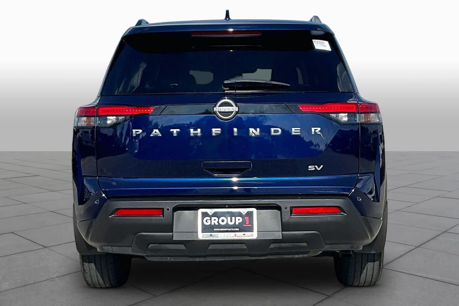 Used 2024 Nissan Pathfinder SV FWD image 5