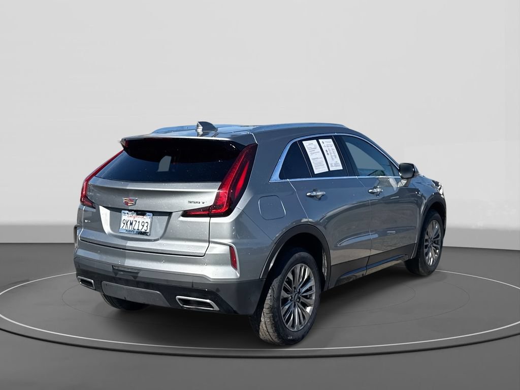 Used 2024 Cadillac XT4 Premium Luxury AWD/4WD image 4