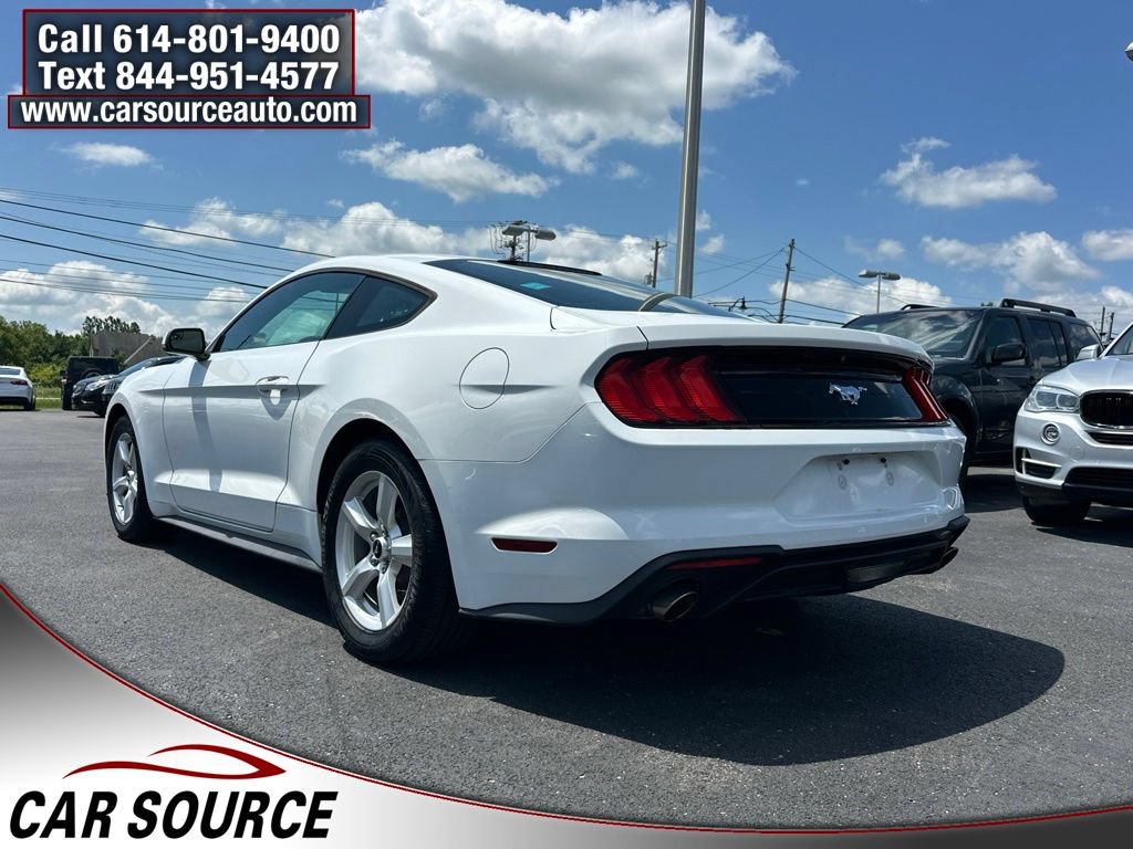 Used 2018 Ford Mustang Coupe RWD image 3