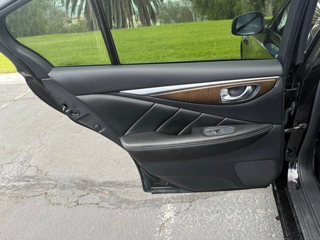 Used 2018 INFINITI Q50 Luxe RWD image 11