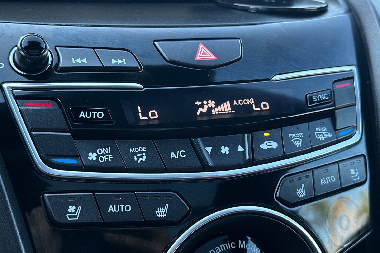 Used 2022 Acura RDX AWD w/ A-Spec & Advance Pkg image 29