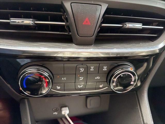 Used 2024 Buick Encore GX Sport Touring w/ Experience Buick Package FWD image 17