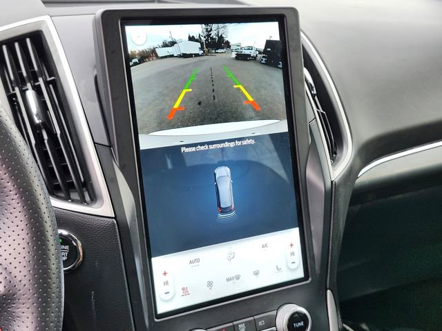 Certified 2022 Ford Edge ST-Line w/ Class II Trailer Tow Package image 22