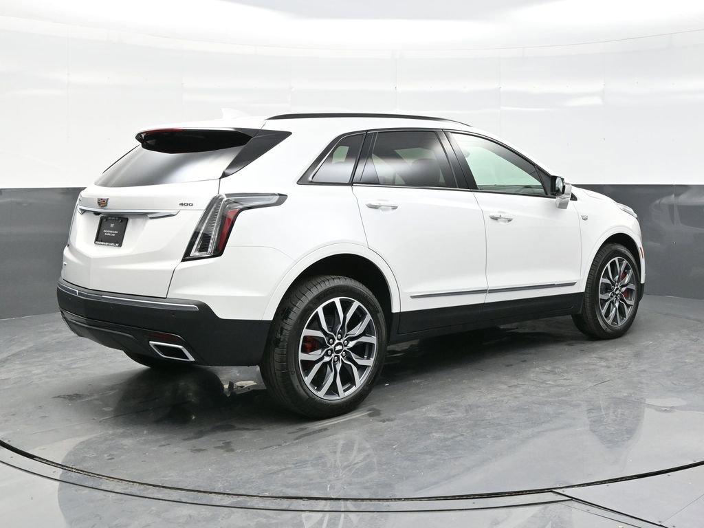 New 2025 Cadillac XT5 Sportv w/ LPO, Floor Liner Package image 7