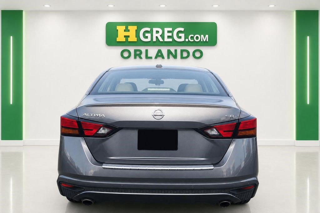 Used 2022 Nissan Altima 2.5 SR FWD image 8