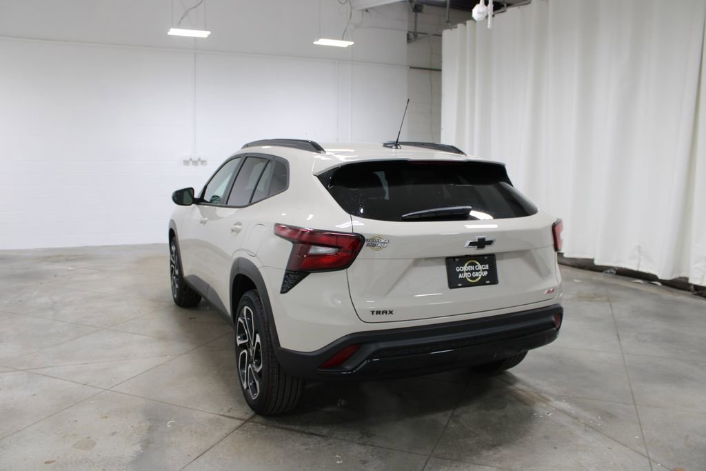 New 2026 Chevrolet Trax RS w/ Sunroof Package image 7