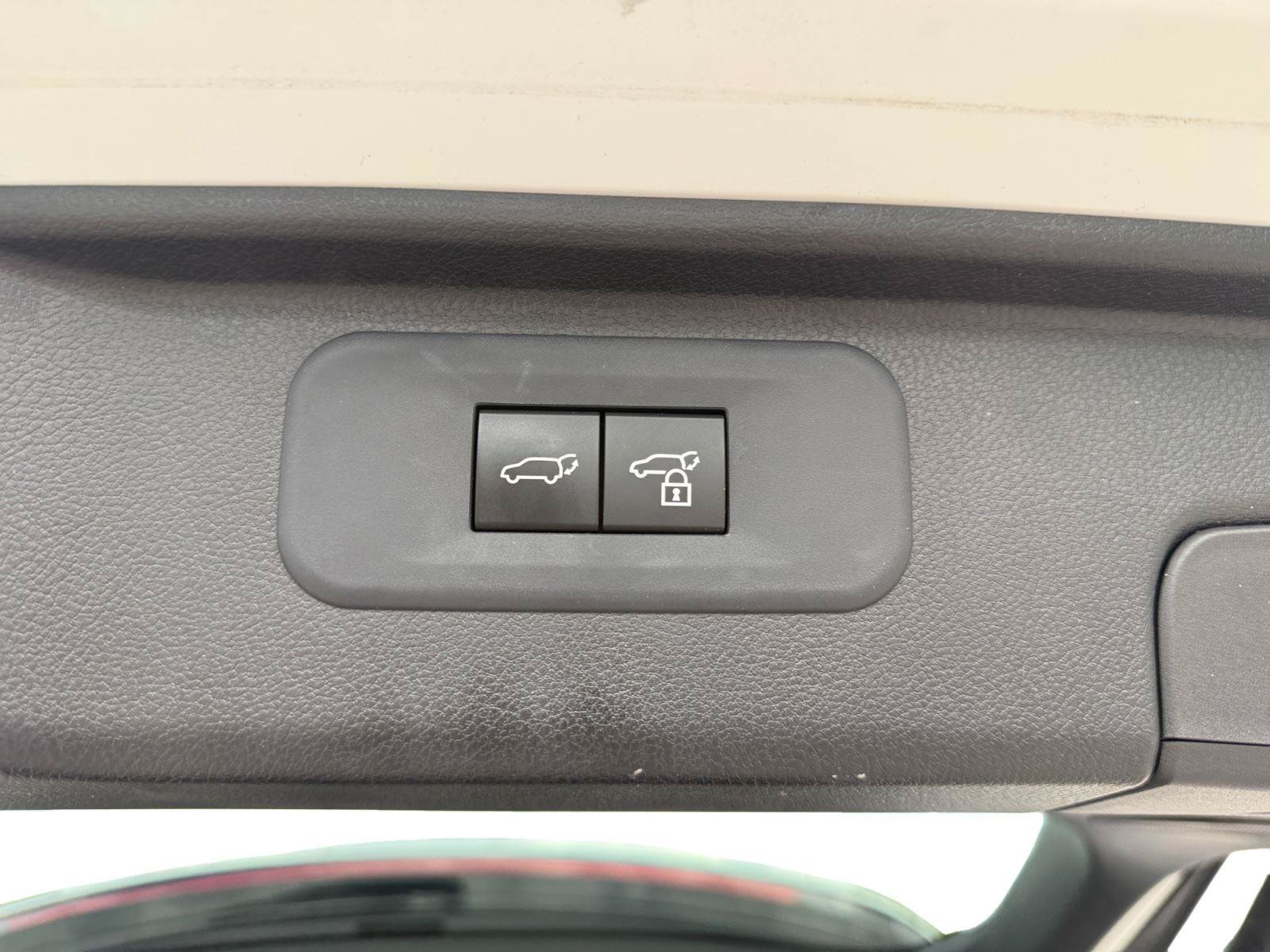 Used 2025 Toyota Grand Highlander AWD Hybrid image 26