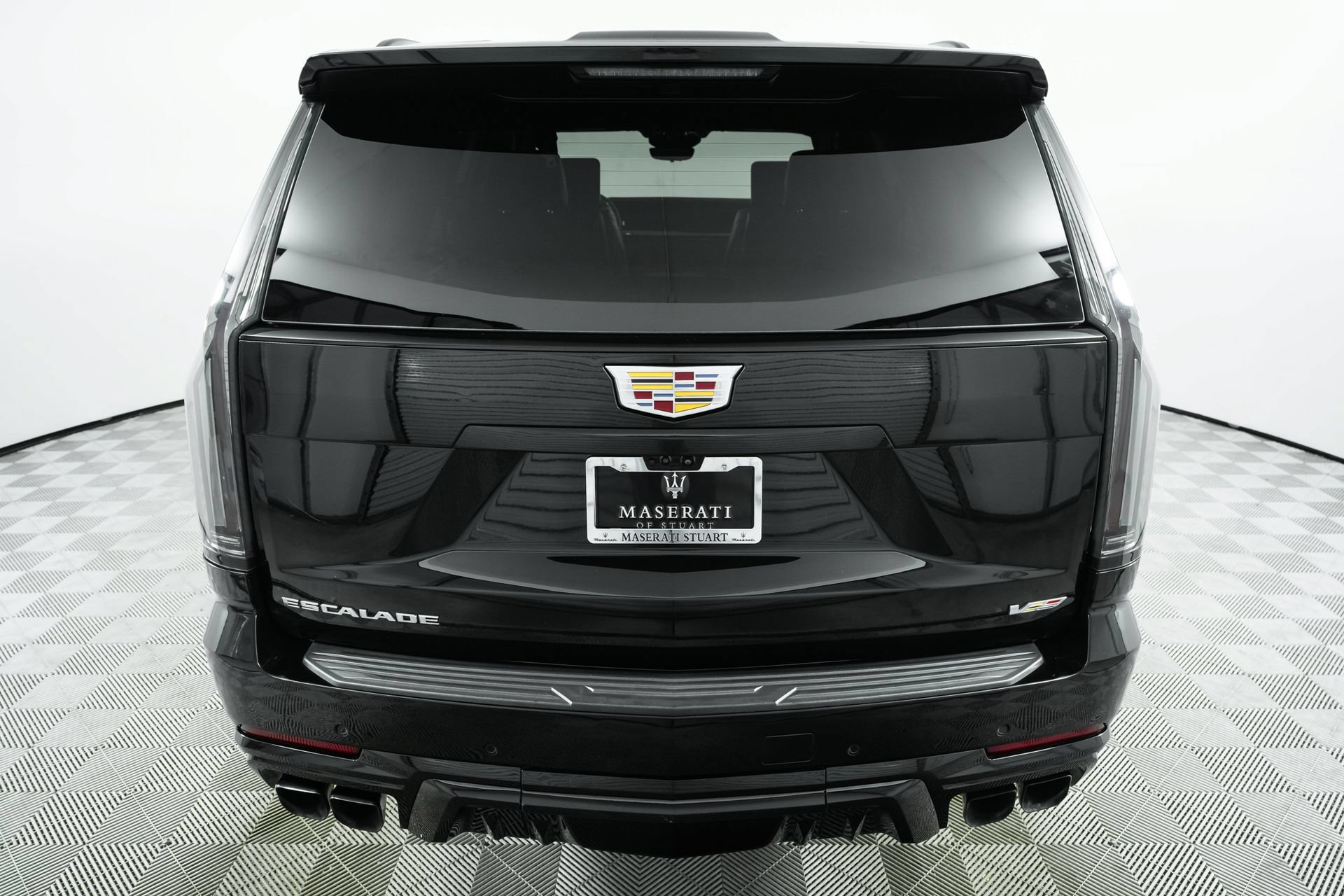 Used 2025 Cadillac Escalade V w/ LPO, Floor Liner Package AWD/4WD image 9