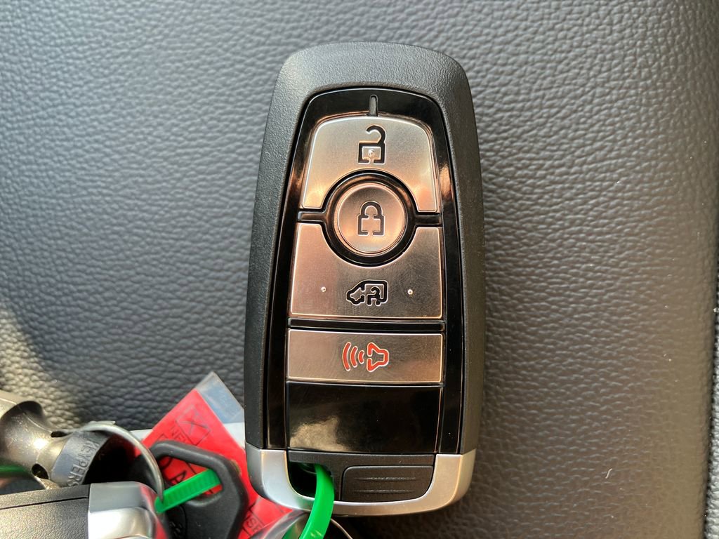 New 2026 Ford Transit 250 148 Medium Roof w/ Load Area Protection Package image 30