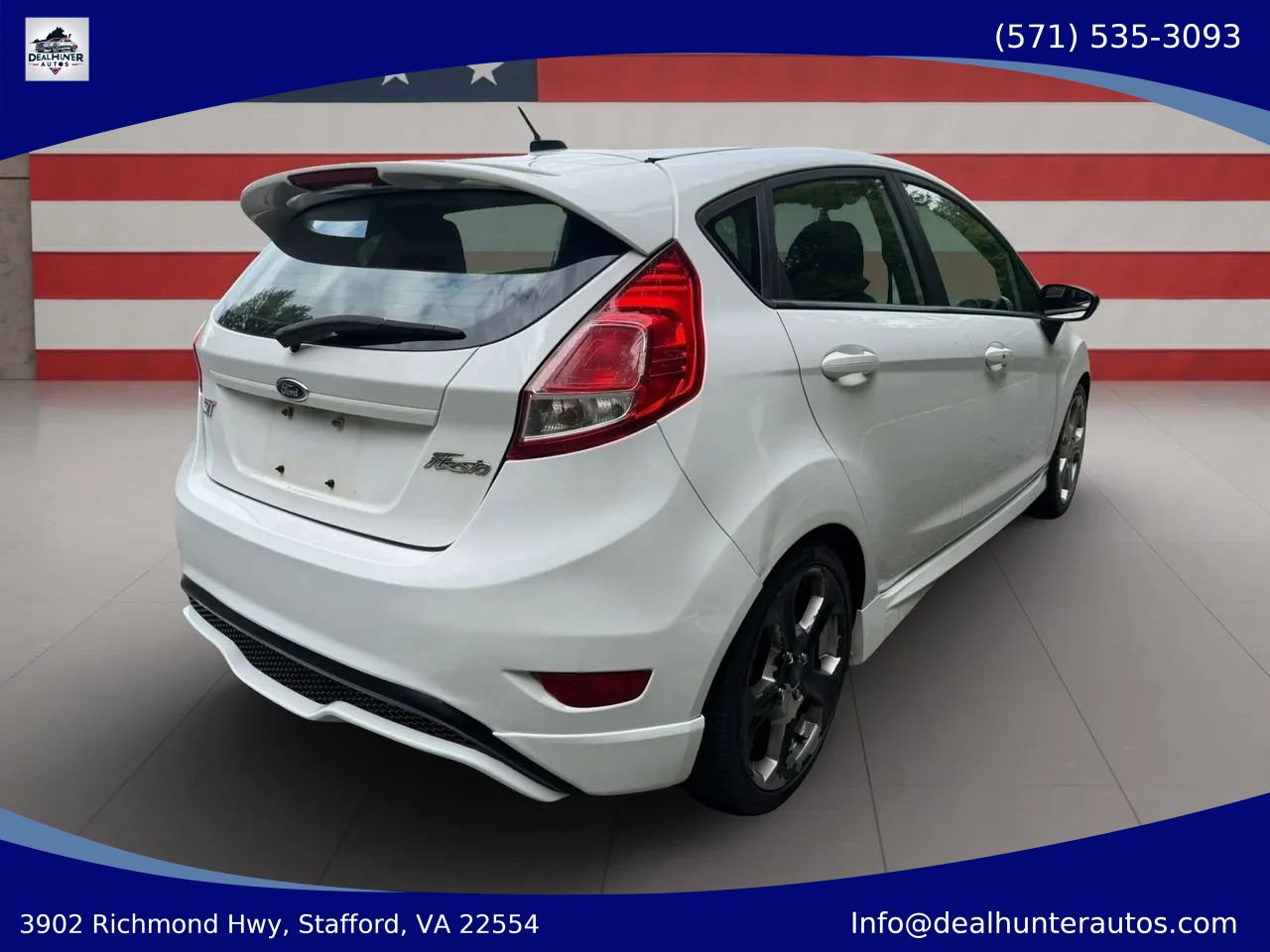 Used 2015 Ford Fiesta ST FWD image 6
