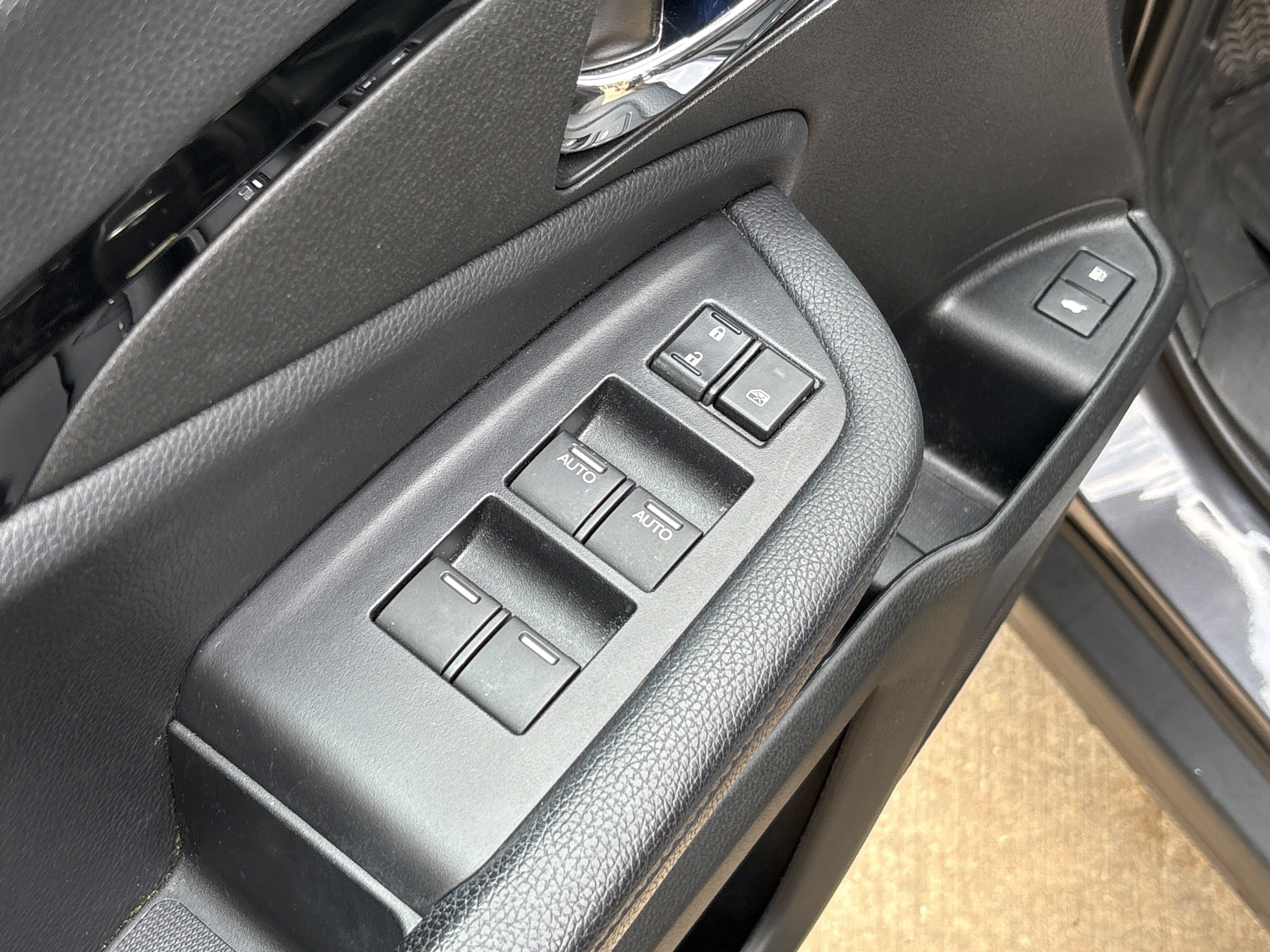 Used 2019 Honda Pilot Touring image 15