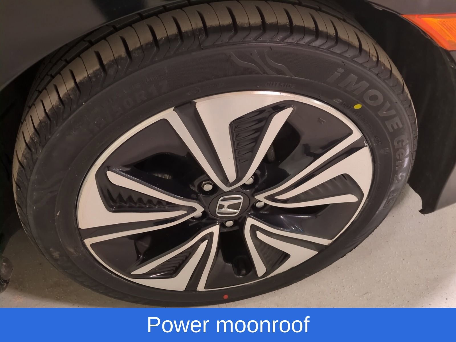 Used 2017 Honda Civic EX-L image 2