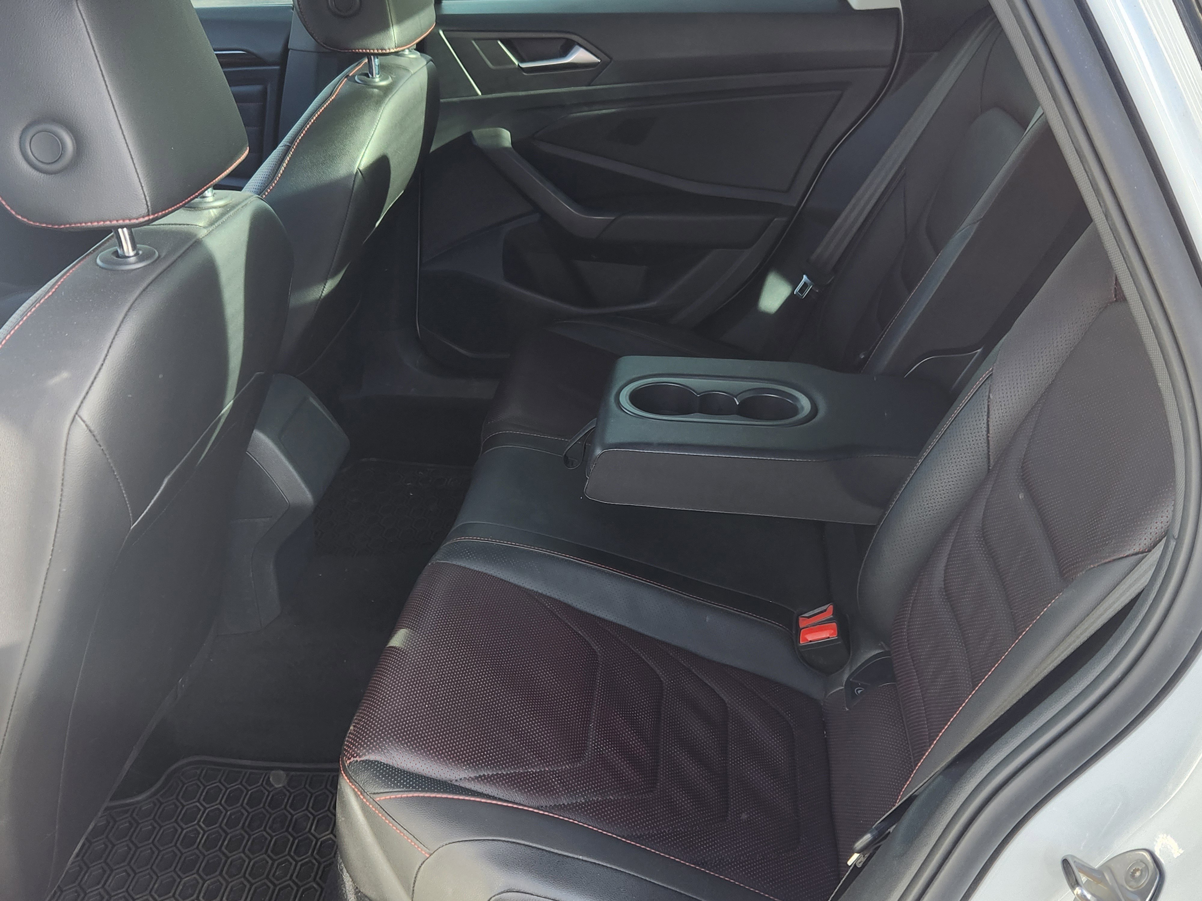 Used 2022 Volkswagen Jetta GLI Autobahn image 15