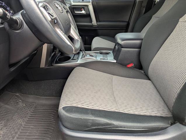 Used 2022 Toyota 4Runner SR5 AWD/4WD image 15